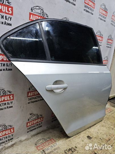 Дверь задняя правая Volkswagen Jetta 6