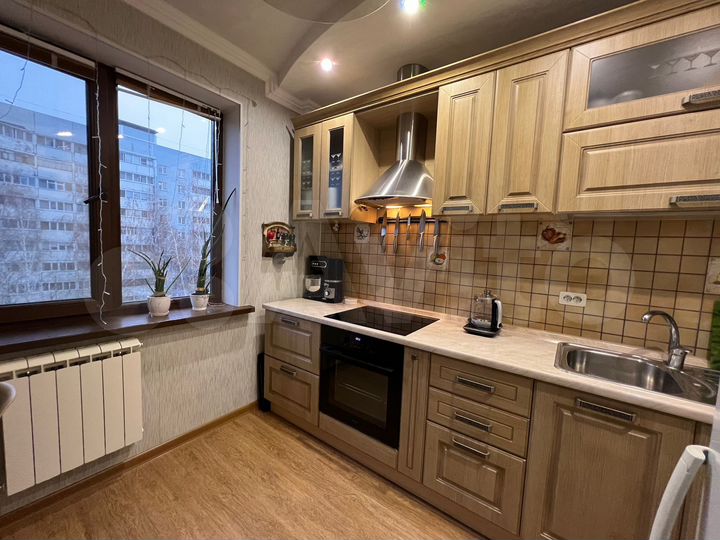 2-к. квартира, 60 м², 5/9 эт.