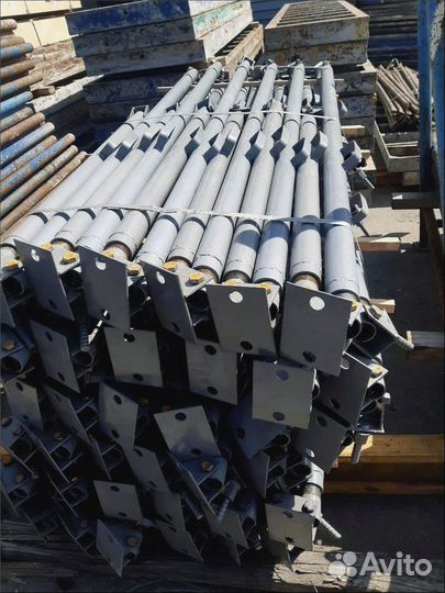 Продаем опалубку для фундамента