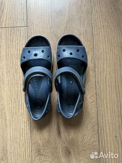 Сандалии crocs J2