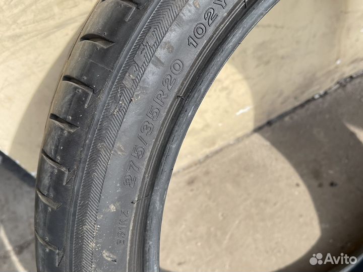Bridgestone Potenza S001 245/40 R20 и 275/35 R20 102Y