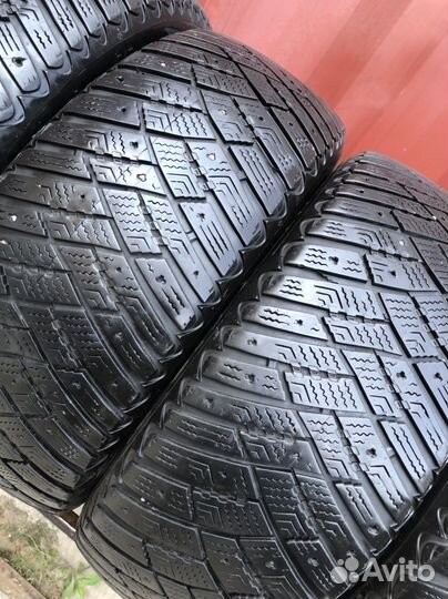 Goodyear Ultragrip Ice Arctic 205/55 R16
