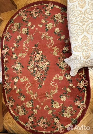 Ковер б/у 230 *150 в хорошем состоянии