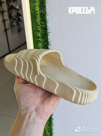 Тапочки Adidas Adilette Desert sand