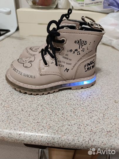 Ботинки демисезонные25р