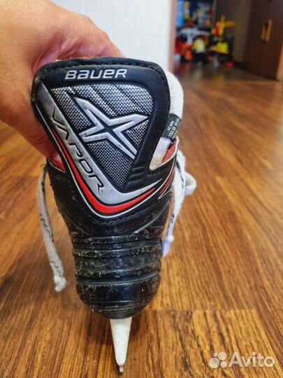 Хоккейные коньки bauer vapor