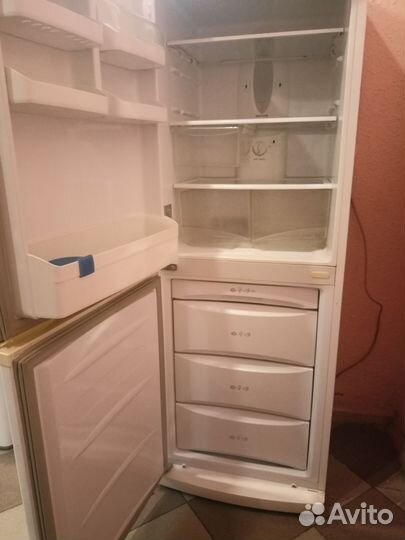 Холодильник lg