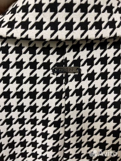 Пиджак Guess