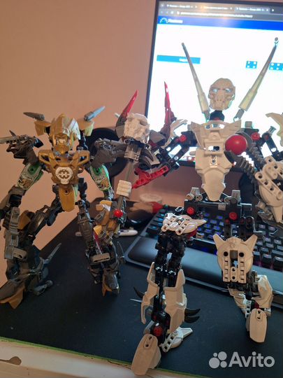 Lego bionicle 2011
