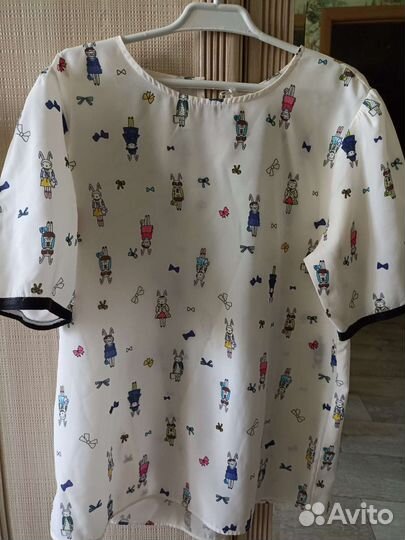 Блузка легкая