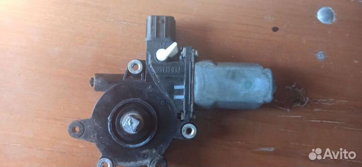 Моторчик стеклоподъёмника lancer 9