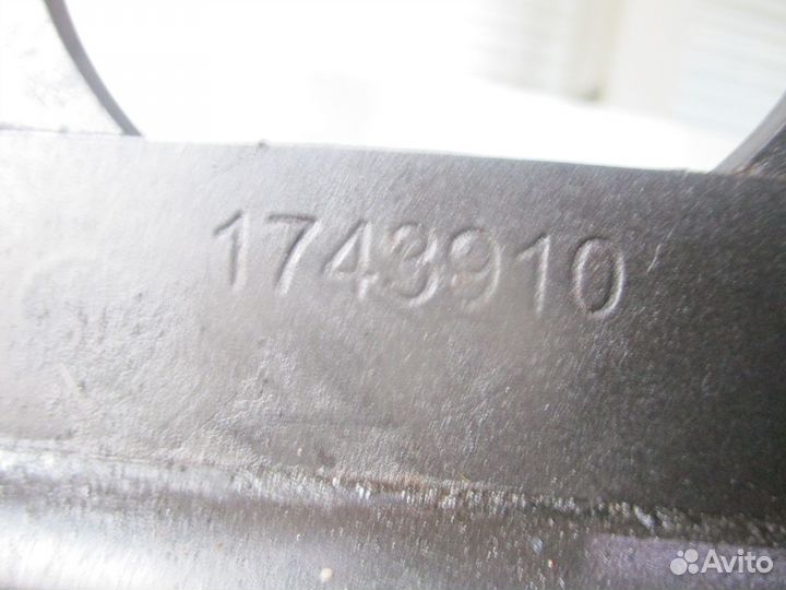 Кронштейн топливного фильтра Scania 1743910