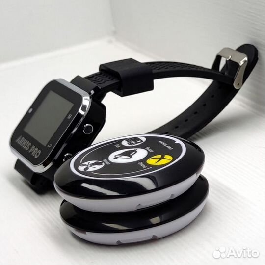 Кнопка вызова официанта и часы приемник сигнала