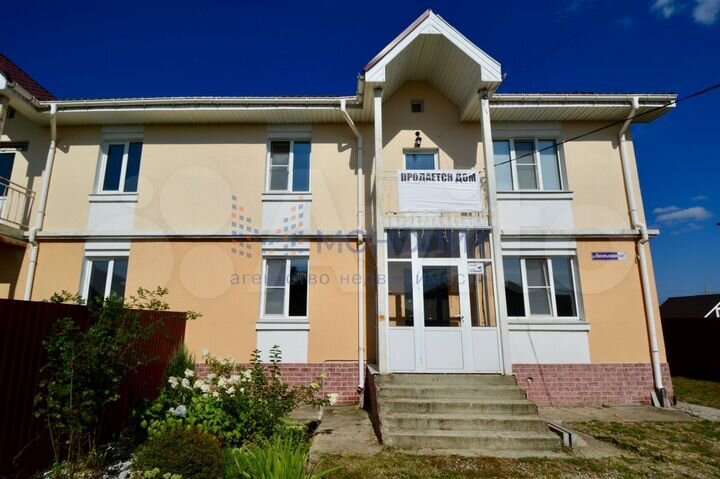 Таунхаус 150 м² на участке 7,5 сот.