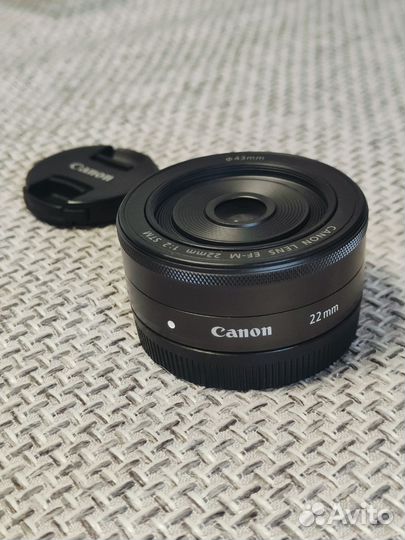 Объектив Canon ef-m 22mm, f 2.0 stm