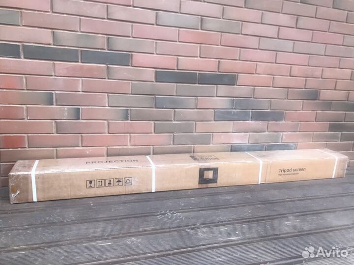 Экран для проектора на штативе