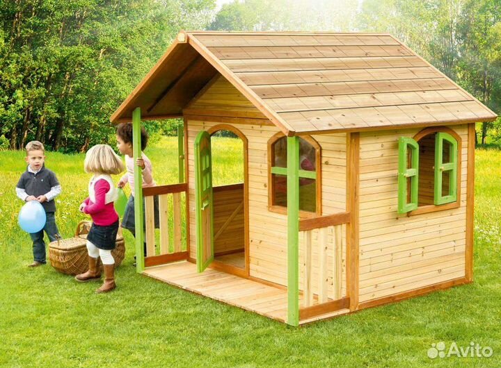 Детский игровой домик из дерева