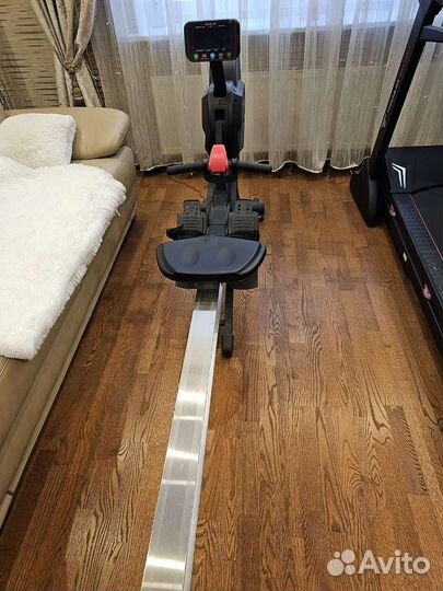 Гребной тренажер Sole SR500