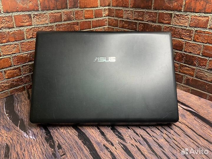 Ноутбук Asus для учебы и работы
