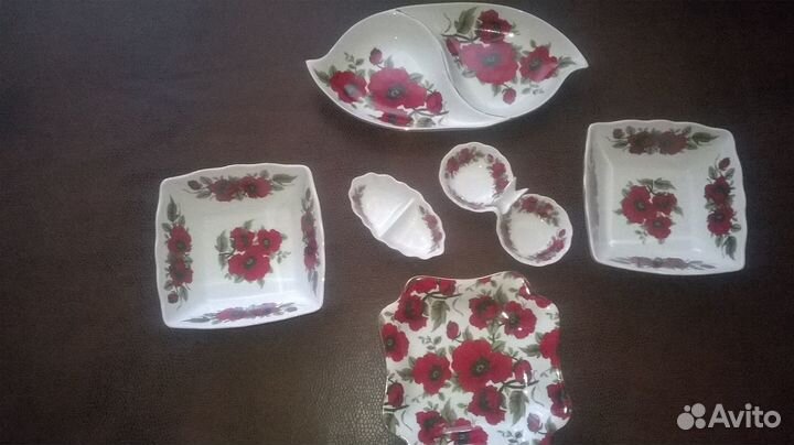 Набор посуды. фарфор