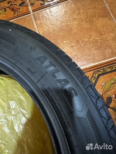 Atlas Batman A51 SUV 215/55 R18