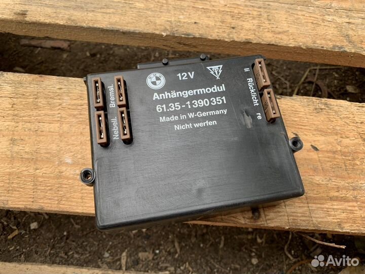 Модуль подключения фаркопа BMW E32 E34 реле