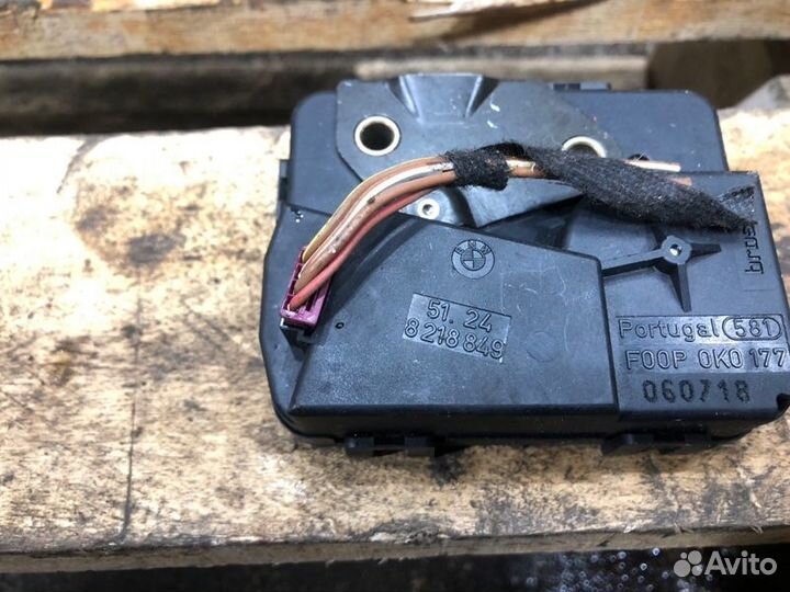 Замок стекла багажника Bmw 3 E91 N46B20 2008