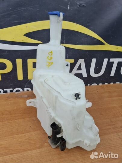 Бачок омывателя передний Kia Quoris 1 G6DJ