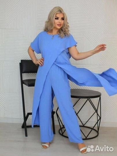 Костюм женский