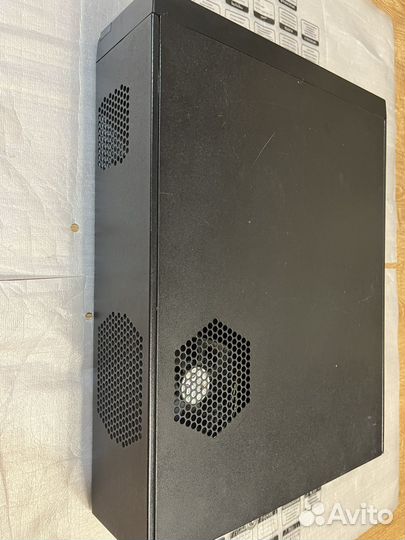 Системный блок, 4 ядра, озу 4 гигабайта