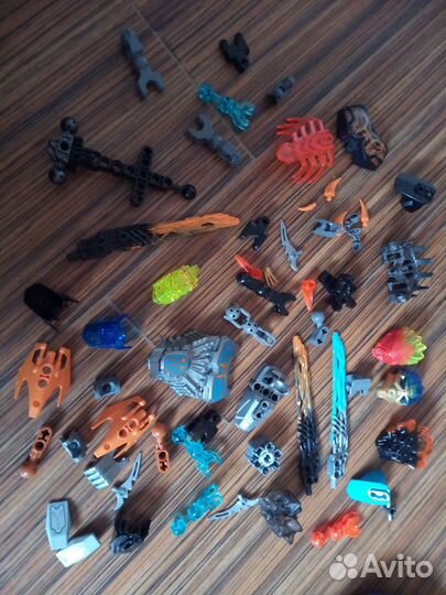 Lego бионикл детали и маски