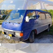 Nissan Urvan 2.7 MT, 1989, 180 000 км, с пробегом, цена 170 000 руб.