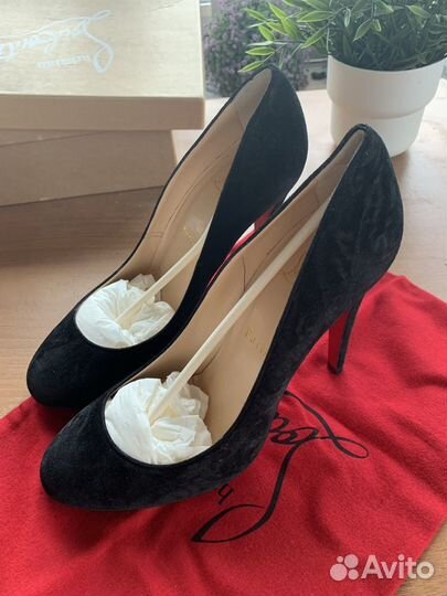 Туфли Christian Louboutin