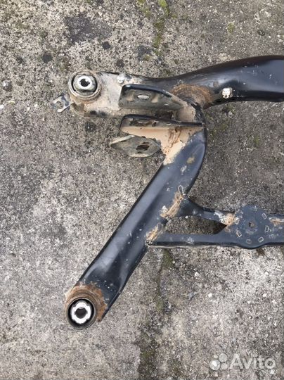 Подрамник задний VW Tiguan / Audi Q3