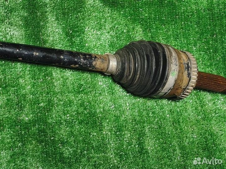 Привод правый под АКПП Nissan Sunny N16