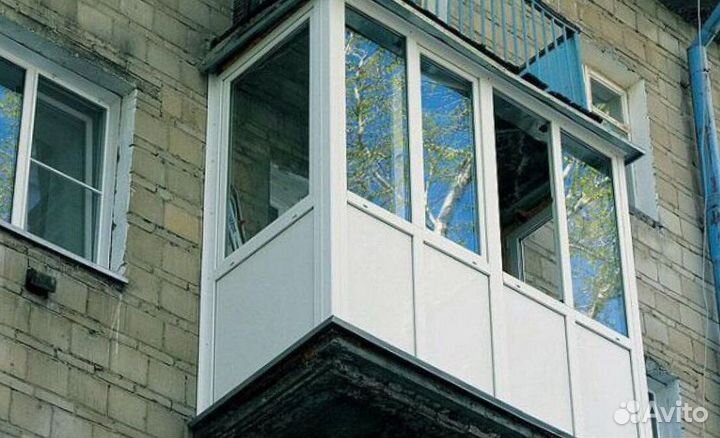 Остекление балконов и лоджий в рассрочку R9801