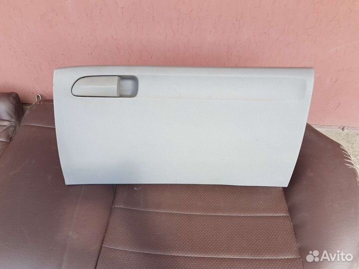 Бардачок Honda civic 4d