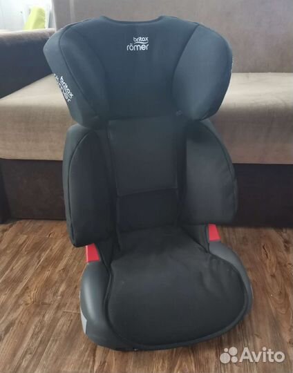 Детское автомобильное кресло