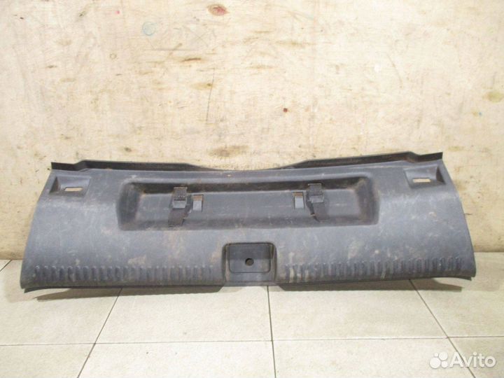 Обшивка багажника VW Jetta 6 (1B)