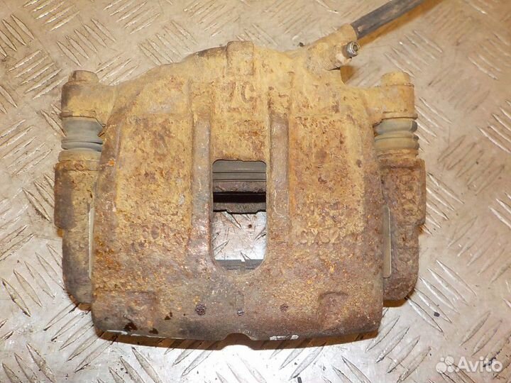 Суппорт передний левый Chery Tiggo T11