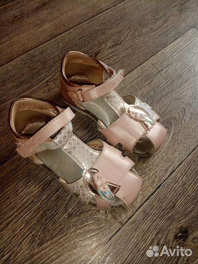 Сандали детские для девочек