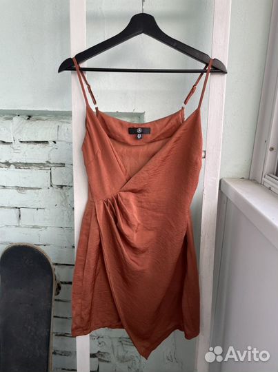 Платье Missguided новое