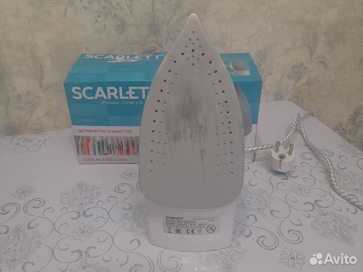 Утюг Scarlett