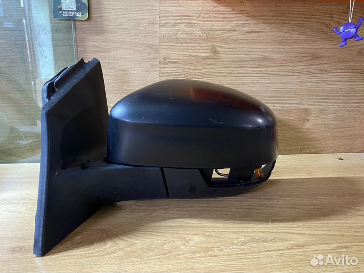 Зеркало заднего вида левое на форд фокус 3