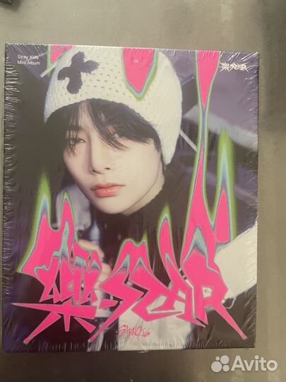 Продам кпоп альбом: stray kids rock star in