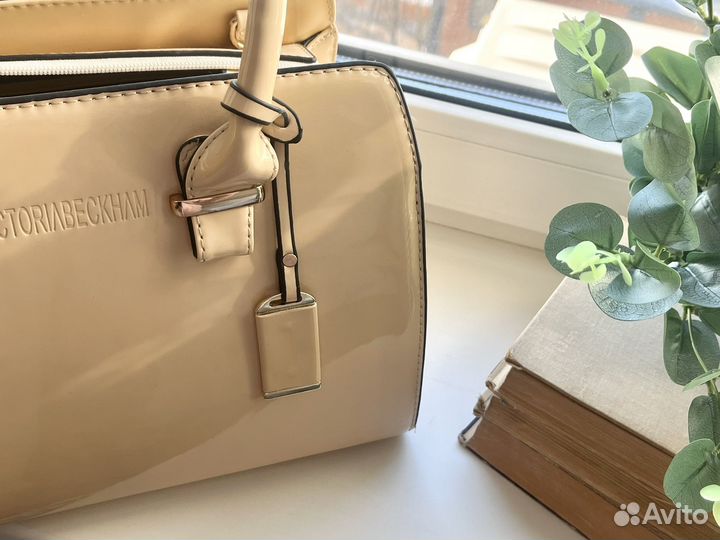 Сумка женская лаковая