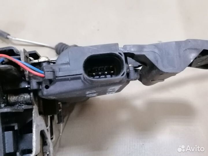 Замок двери левой задней VW passat B5 1.8 ADR 1999