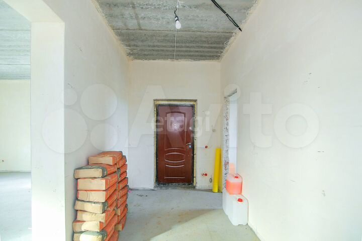 Дом 176 м² на участке 6 сот.