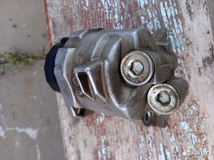 Корпус масляного фильтра Toyota 1zzfe 1zrfe