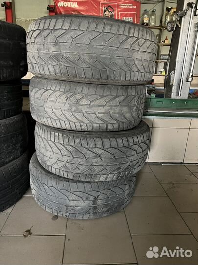 Tigar All Season 245/45 R18